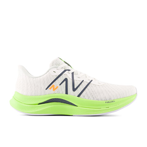 New Balance Fuelcell Propel