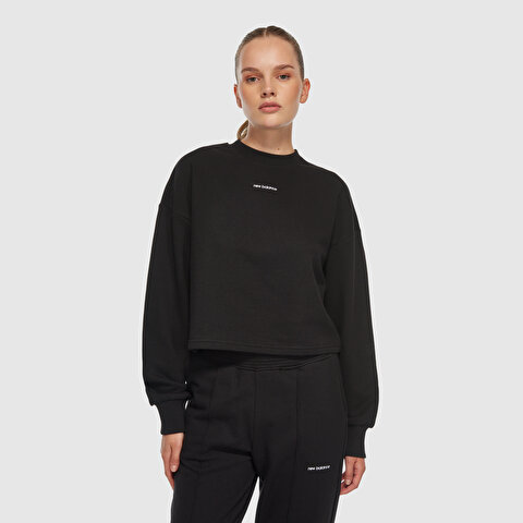 New Balance WNC3419 Siyah Kadın Sweatshirt