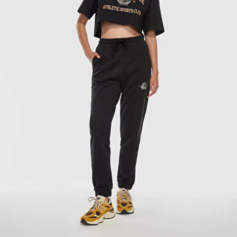 New Balance WNP3404 Siyah Kadın Eşofman Altı
