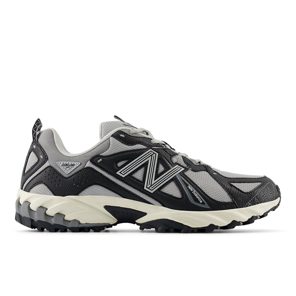 New balance unisex siyah best sale