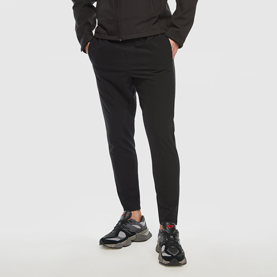 New Balance MNP3433 Black Men Pants