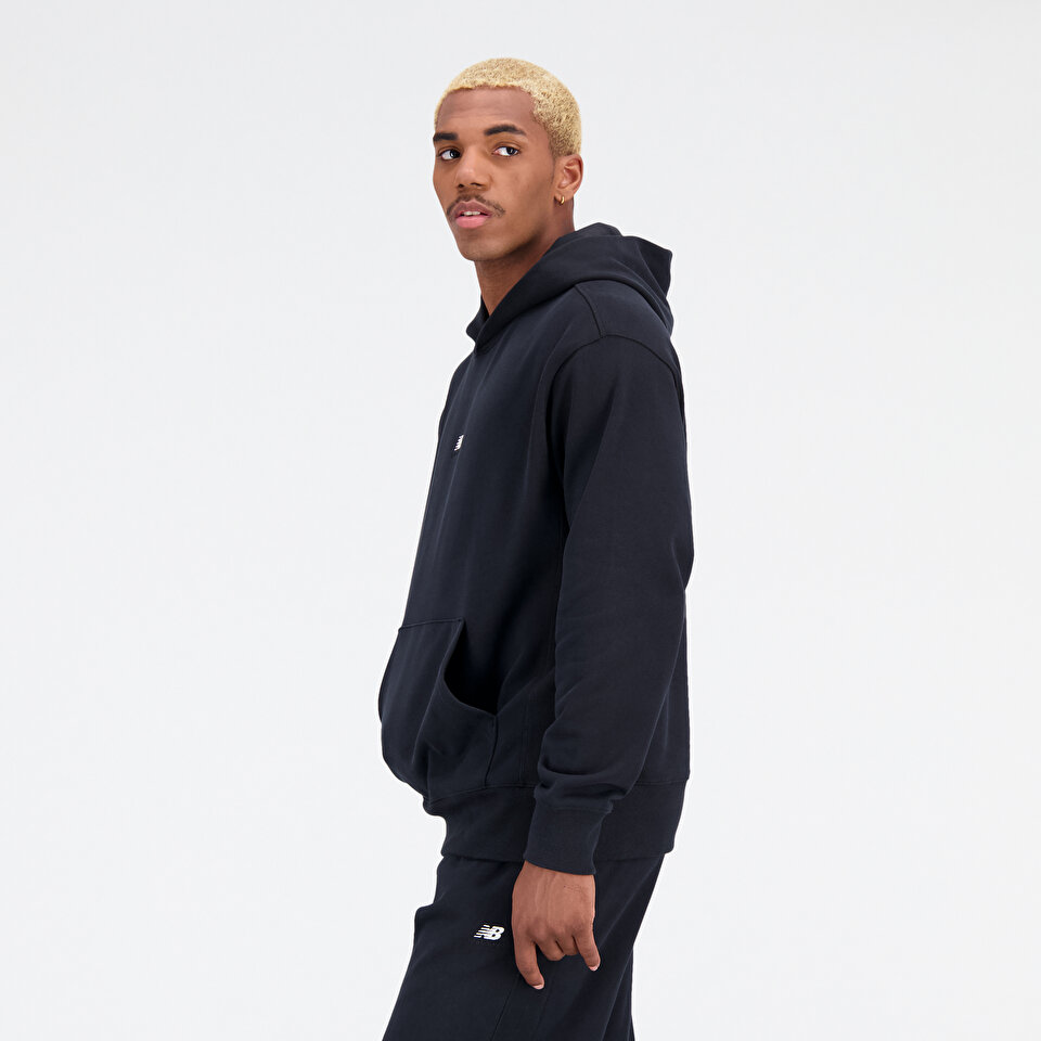 New Balance MT31502 Black Men Hoodies Sweatshirts Black Men Clothing newbalance