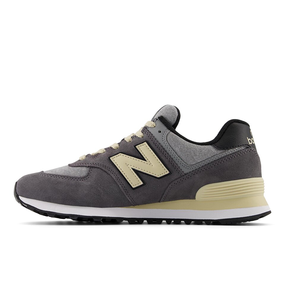 New Balance 574 Black Unisex Shoes