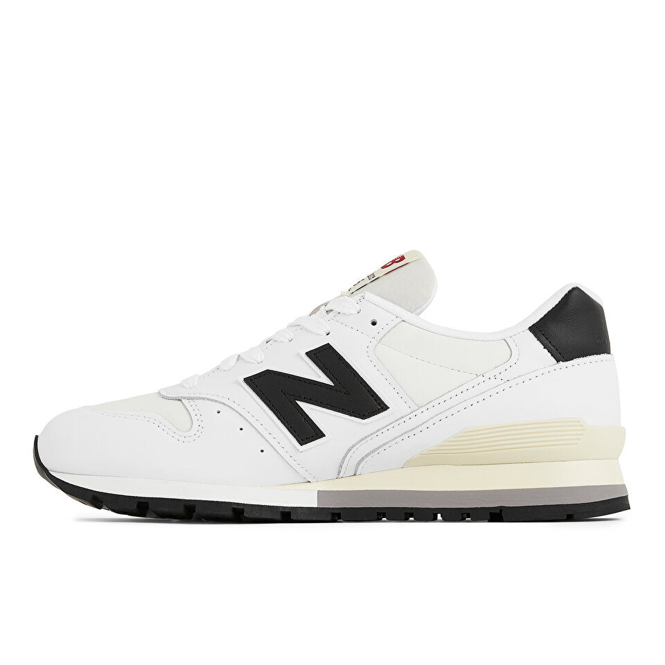 New balance blanche or on sale