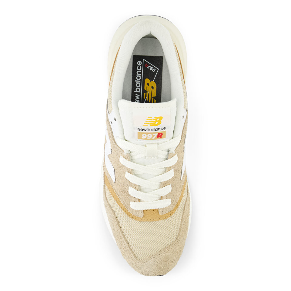 New balance 374 gold 2025