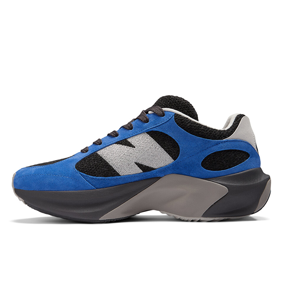 New balance black runners discount