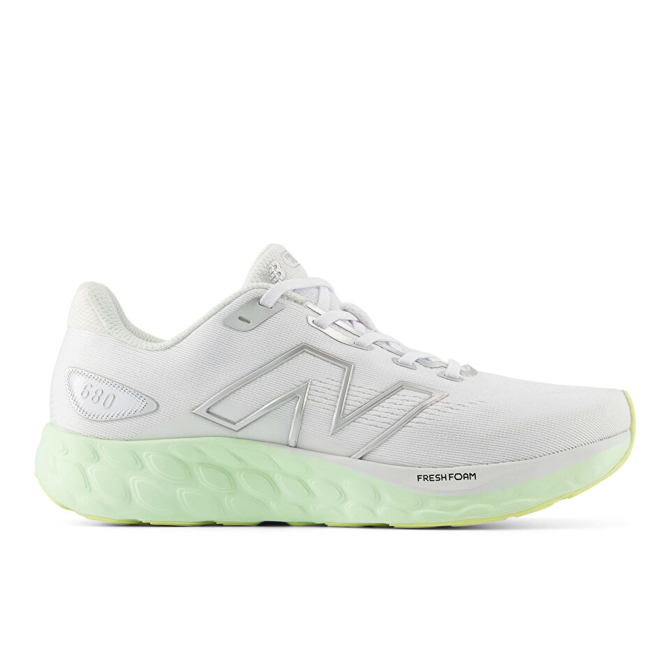 New Balance 680V8 White Women Running