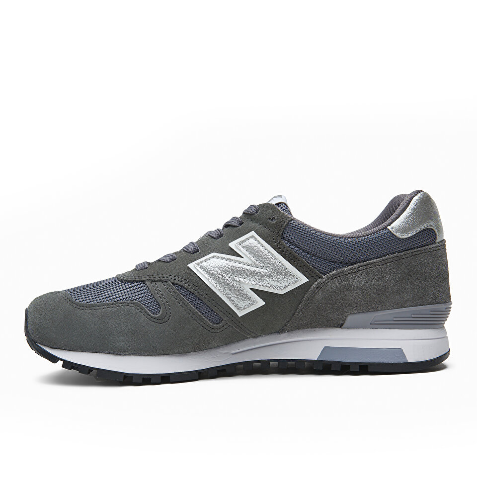New balance gris deals et or