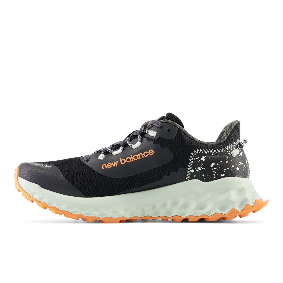 New Balance Garo