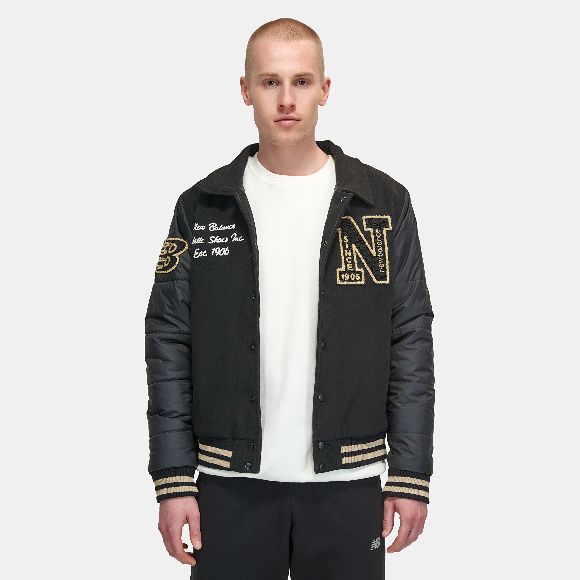 new-balance-mnj3391-siyah-erkek-mont-amp-yelek