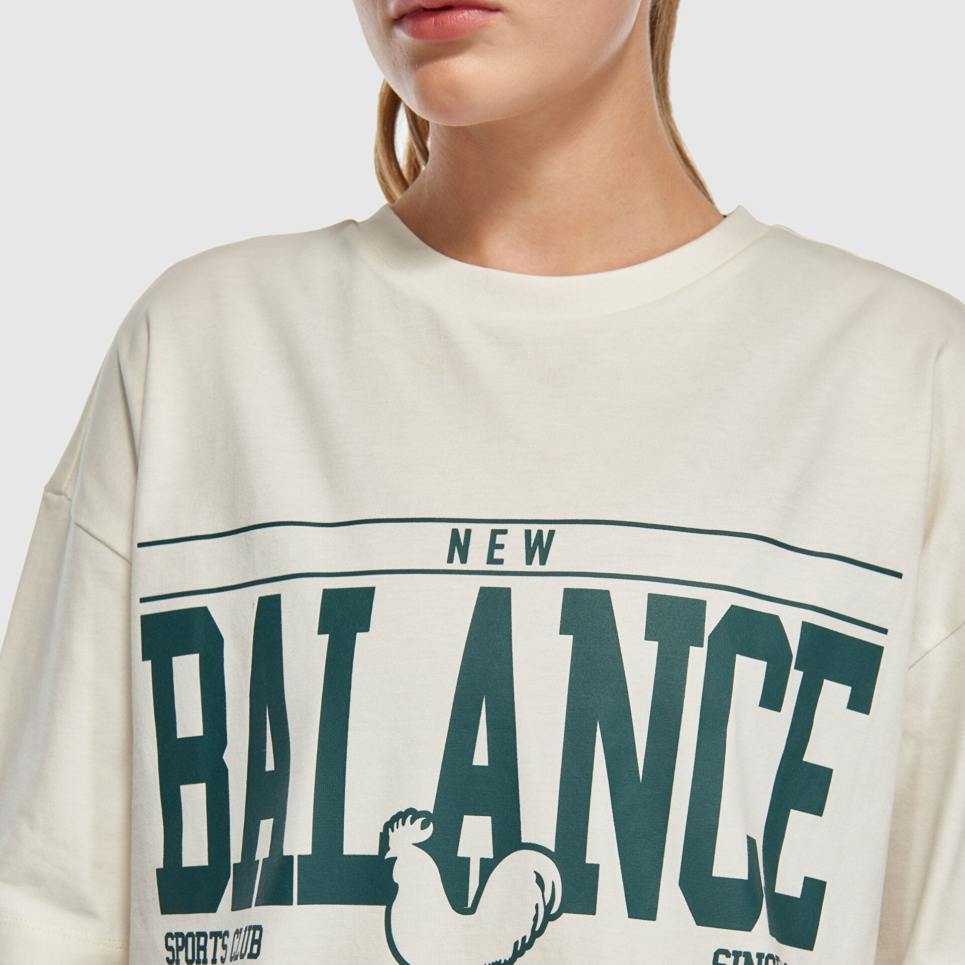 new-balance-unt3401-beyaz-unisex-tisort